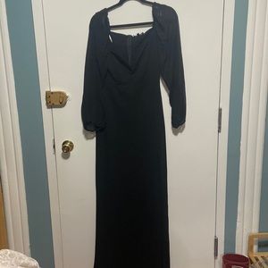 Lulu’s formal black dress size L new with tags!